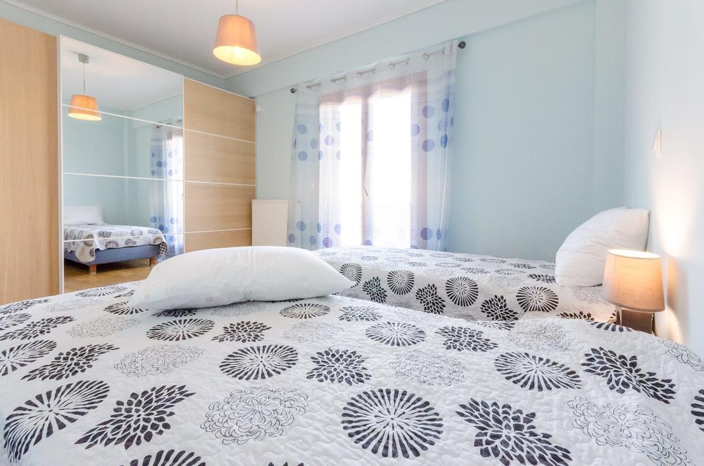 Leo - Unique Glyfada Apartment Athen Exterior foto
